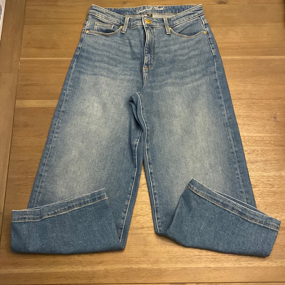 Women’s high rise cropped, wide leg jeans - size 10